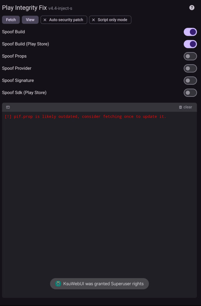 Capturas de las opciones de Play Integrity Fix (comprobación de integridad) con las primeras dos opciones seleccionadas